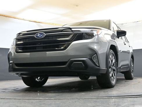New 2026 Subaru Forester Touring AWD/4WD image 39