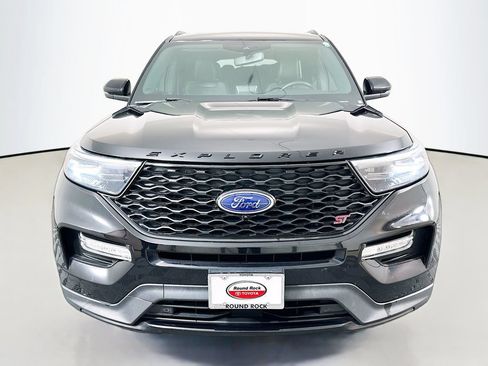 Used 2023 Ford Explorer ST w/ Equipment Group 401A AWD/4WD image 2