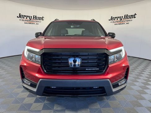 Used 2024 Honda Passport Black Edition image 5