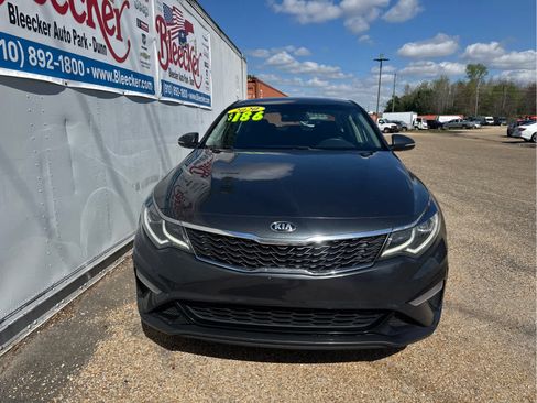 Used 2020 Kia Optima LX image 5