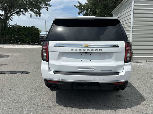 Used 2023 Chevrolet Suburban Premier AWD/4WD image 5