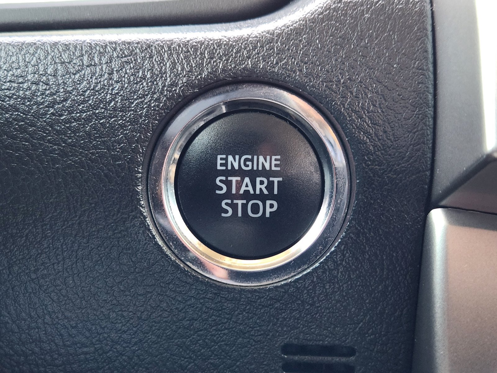 Used 2020 Toyota 4Runner Limited RWD image 20
