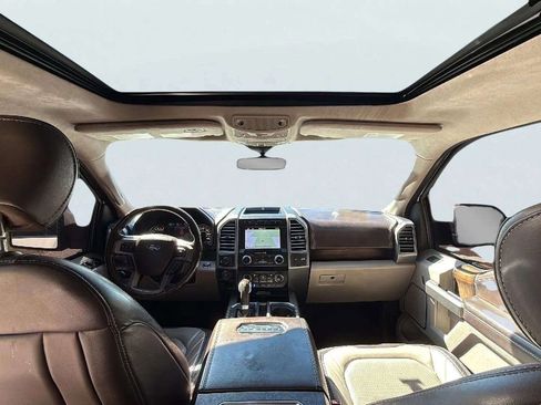 Used 2019 Ford F150 Limited w/ Trailer Tow Package image 8