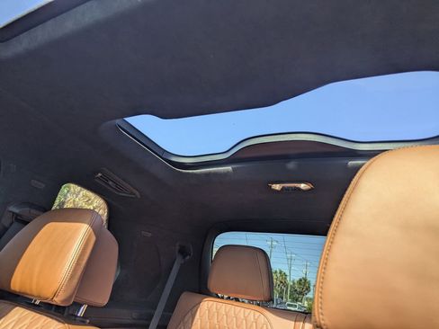 Used 2020 BMW X7 xDrive40i w/ Dynamic Handling Package image 19