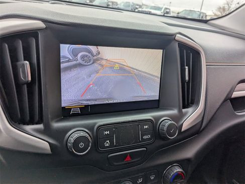 Used 2019 GMC Terrain SLT w/ Preferred Package image 2