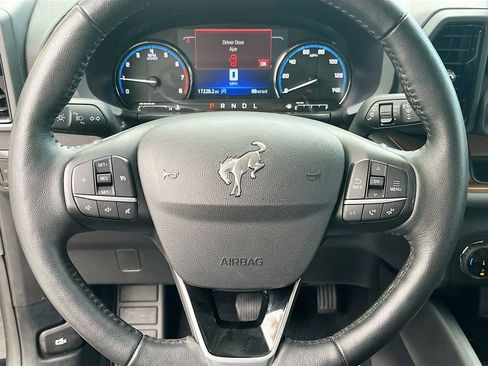 Used 2023 Ford Bronco Sport Outer Banks w/ Tech Package AWD/4WD image 11