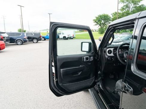 Used 2024 Jeep Wrangler Unlimited Sport AWD/4WD image 13