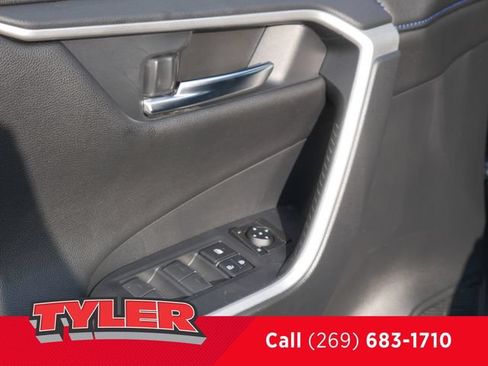 Used 2023 Toyota RAV4 XSE w/ XSE Grade Weather Package AWD/4WD image 22