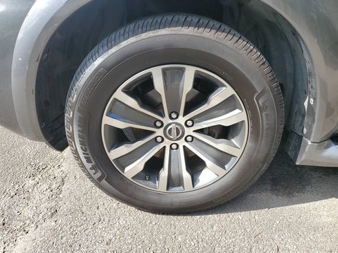 Used 2019 Nissan Armada SL w/ Premium Package AWD/4WD image 6