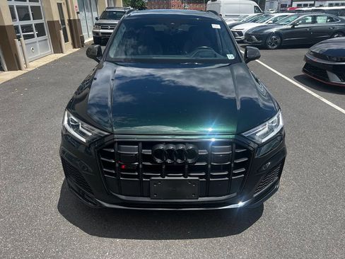 Used 2022 Audi SQ7 Prestige AWD/4WD image 4