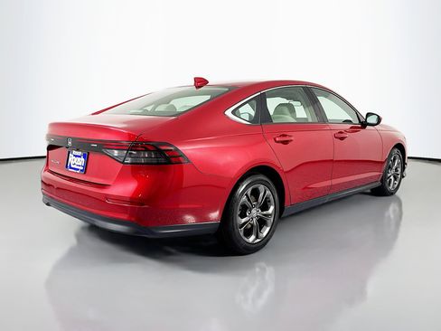 Certified 2023 Honda Accord EX image 5