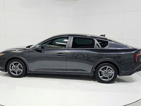 Used 2025 Kia K4 FWD image 5
