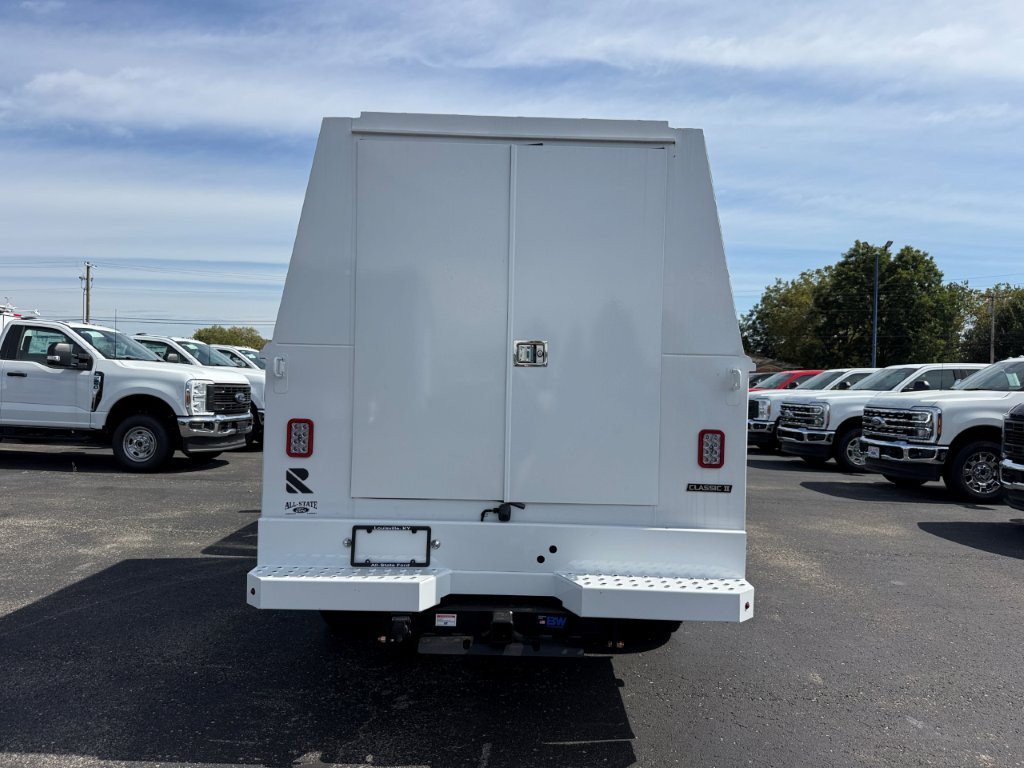 New 2027 Ford F350 XL w/ XL Chrome Package AWD/4WD image 5