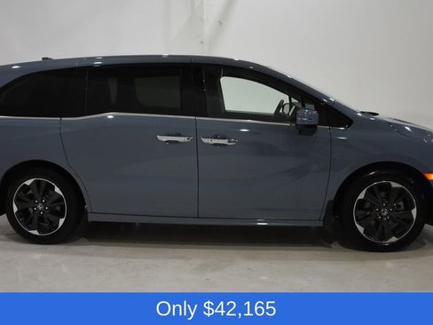 Used 2024 Honda Odyssey Elite image 3