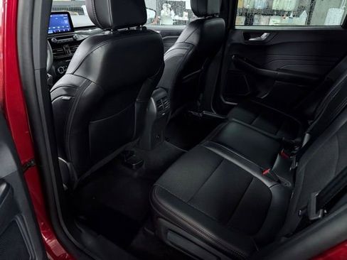 Used 2025 Ford Escape ST-Line AWD/4WD image 19