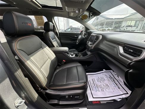 Used 2021 GMC Acadia AT4 w/ Preferred Package image 25