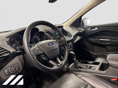 Used 2017 Ford Escape Titanium AWD/4WD image 9