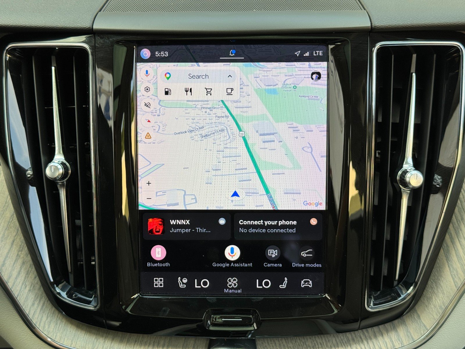Used 2023 Volvo XC60 B5 Plus w/ Protection Package Premier FWD image 25