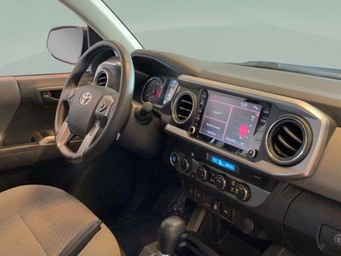 Used 2023 Toyota Tacoma SR5 w/ Technology Package AWD/4WD image 29
