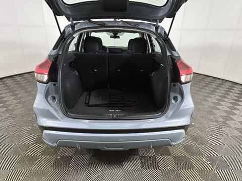 Used 2023 Nissan Kicks SV FWD image 27