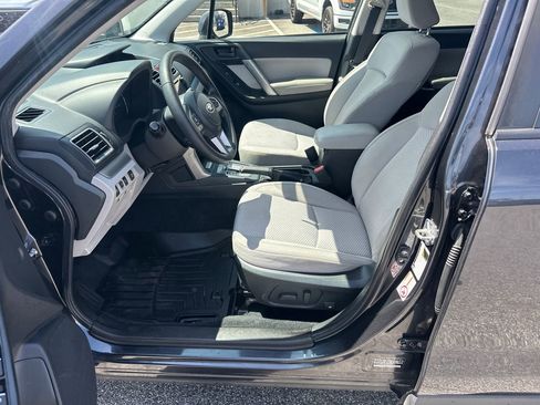 Used 2018 Subaru Forester 2.5i Premium AWD/4WD image 9