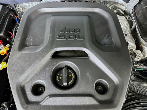 Used 2024 Jeep Wrangler Sahara w/ Technology Group image 33