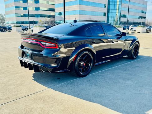 Used 2023 Dodge Charger SRT Hellcat RWD image 4