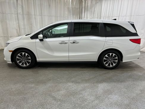 Used 2023 Honda Odyssey EX-L image 5