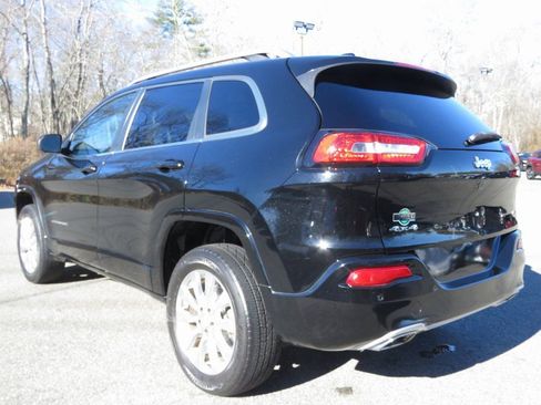 Used 2018 Jeep Cherokee Overland w/ Heavy Duty Protection Group image 8