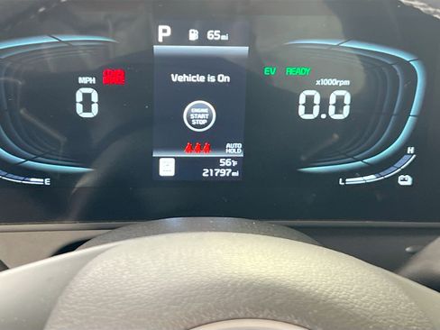 Used 2023 Kia Sportage EX image 12