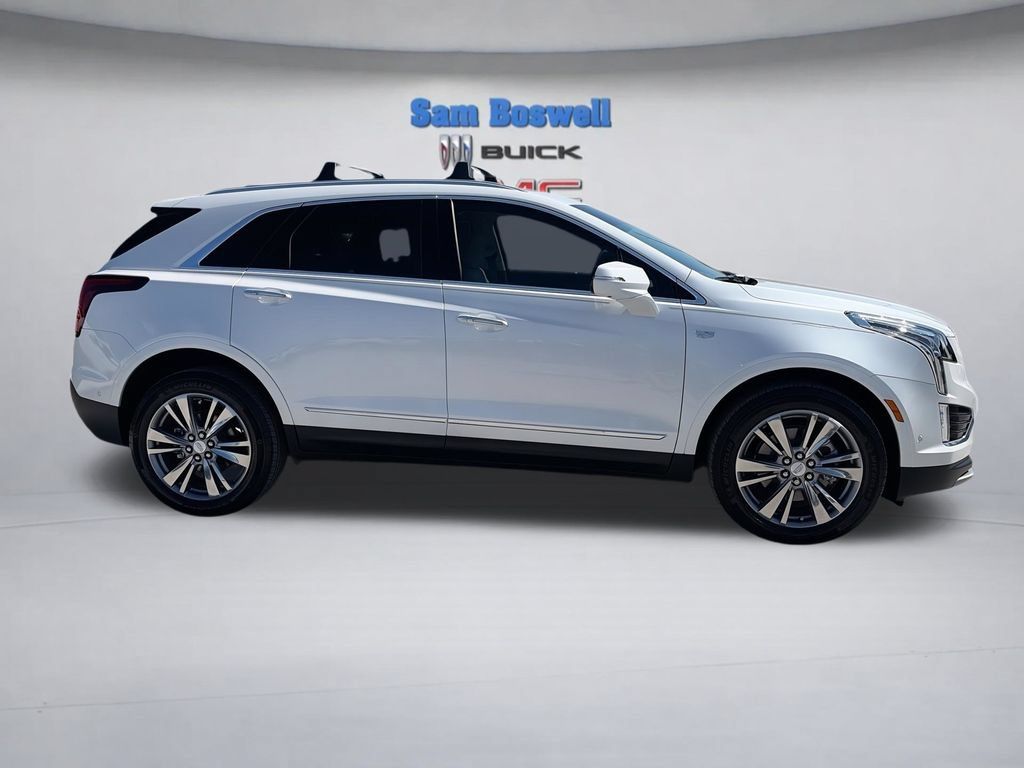 Certified 2026 Cadillac XT5 Premium Luxury w/ Driver Assist Package FWD image 11