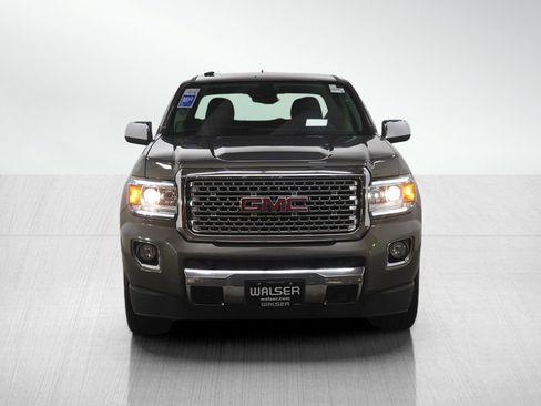Used 2017 GMC Canyon Denali image 8