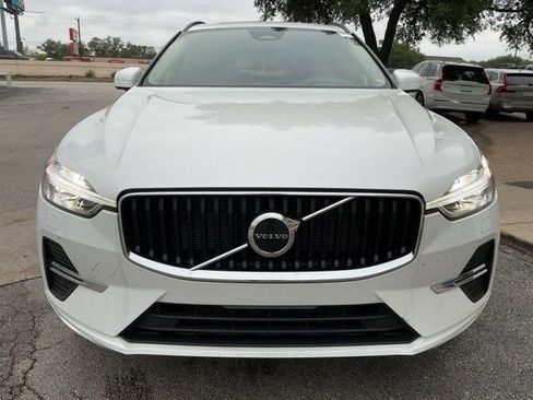 Certified 2023 Volvo XC60 B5 Core w/ Climate Package FWD image 2