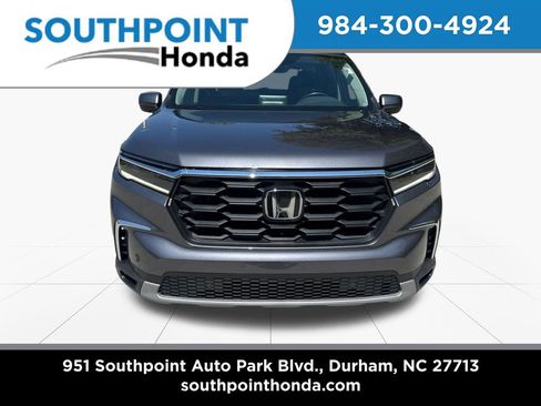 Used 2025 Honda Pilot EX-L image 2