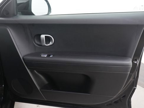 Used 2023 Hyundai Ioniq 5 SE w/ Cargo Package image 10