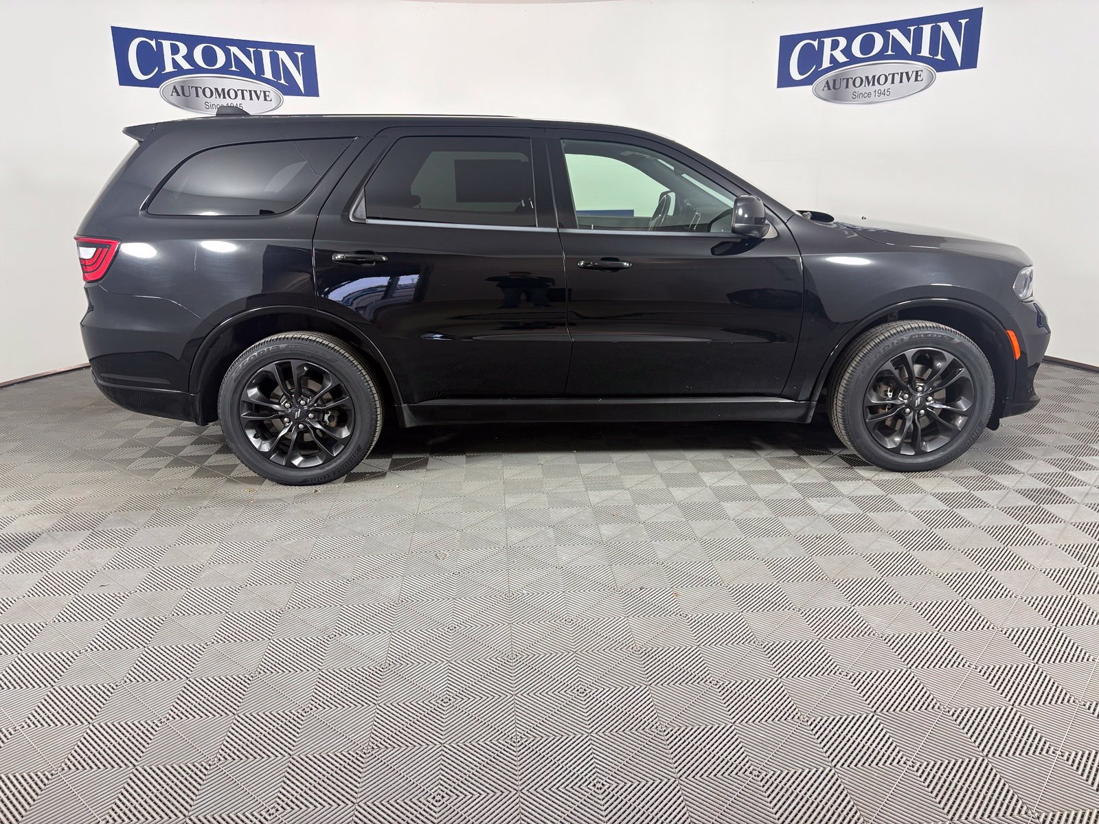 Used 2021 Dodge Durango SXT AWD/4WD image 32