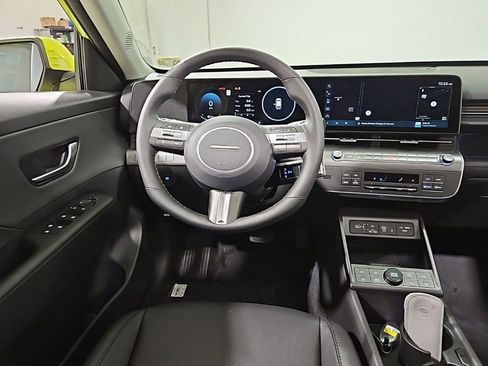 Used 2025 Hyundai Kona Limited image 15