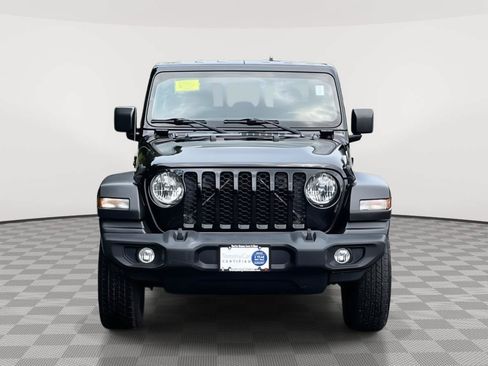 Used 2020 Jeep Gladiator Sport w/ Quick Order Package 23S AWD/4WD image 2