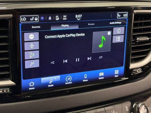 Used 2023 Chrysler Pacifica Touring-L FWD image 26