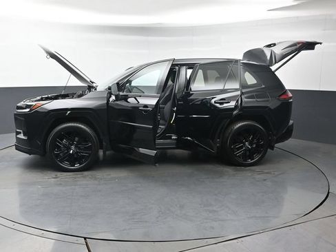 Used 2026 Toyota RAV4 XSE AWD/4WD image 47