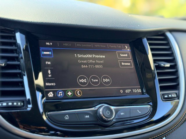 Used 2018 Chevrolet Trax LT w/ LT Convenience Package FWD image 13