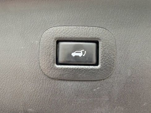 Used 2020 Nissan Armada SL w/ Premium Package AWD/4WD image 26