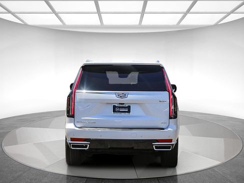 Used 2024 Cadillac Escalade Premium Luxury Platinum w/ LPO, Floor Liner Package AWD/4WD image 3