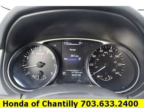 Used 2016 Nissan Rogue S w/ Appearance Package image 9