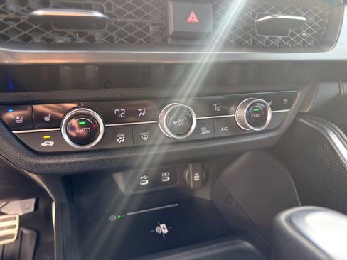 Certified 2025 Acura ADX A-Spec image 32