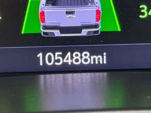 Used 2020 Chevrolet Colorado LT w/ Redline Special Edition image 33