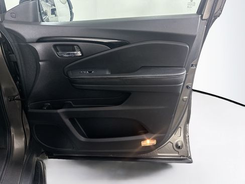 Used 2020 Honda Ridgeline RTL-E image 31