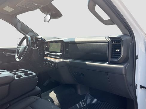 Used 2024 Chevrolet Silverado 1500 RST RWD image 29
