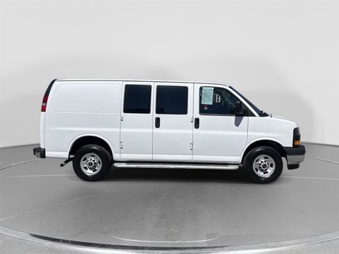 Used 2023 GMC Savana 2500 w/ Driver Convenience Package RWD image 7