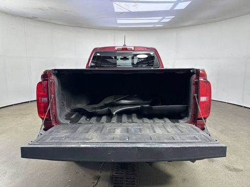 Used 2019 Chevrolet Colorado Z71 AWD/4WD image 33